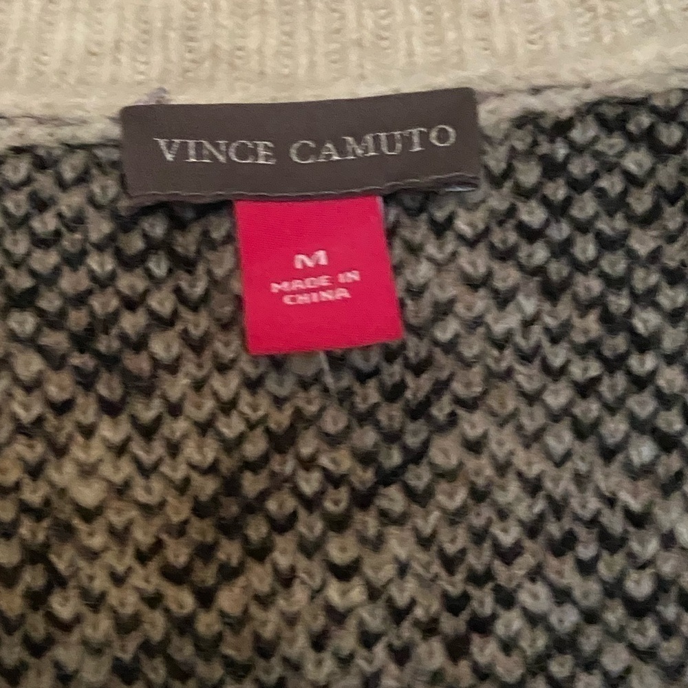 Vince Camuto Oversized V-neck Leopard Sweater Warm Winter Size M - Picture 3 of 4